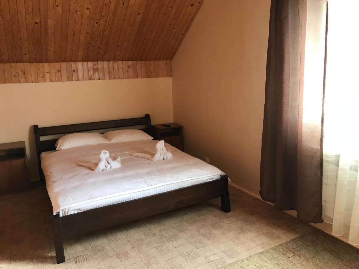 Sun Hotel Mizhhirya  Экстерьер фото